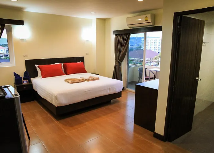 Sky Villa Hua Hin Guesthouse - Adults-Only