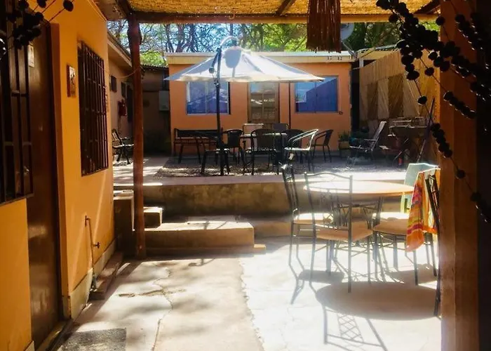 Hostal Intipara