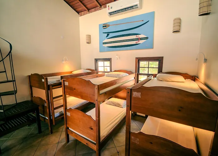 Bamboo Búzios Hostel