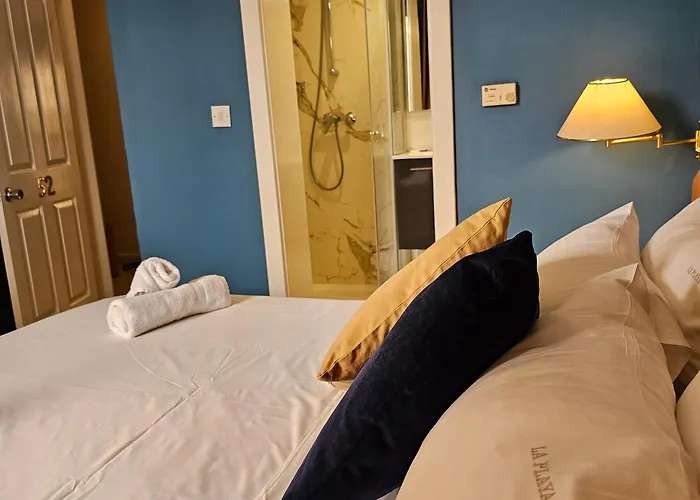 La Playa Hotel