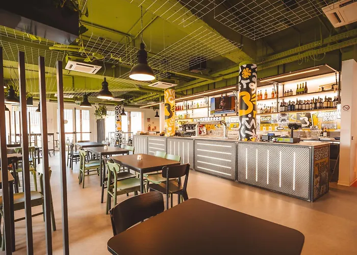 Lecco Hostel & Rooms
