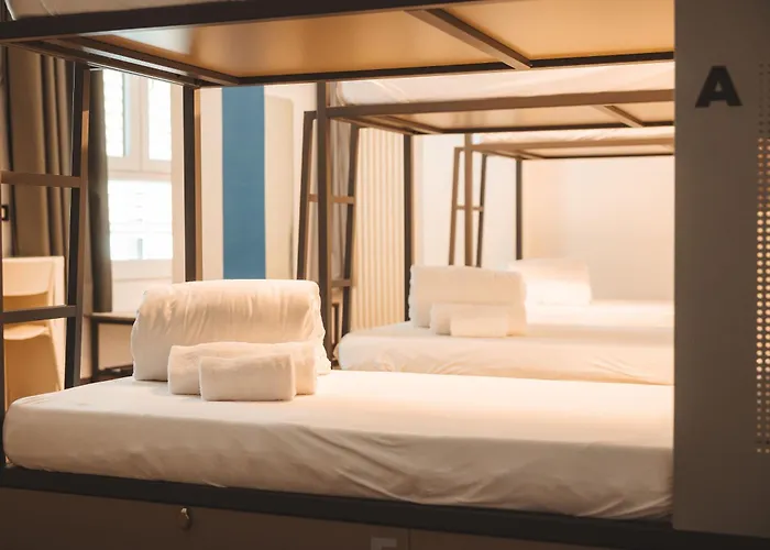 Lecco Hostel & Rooms