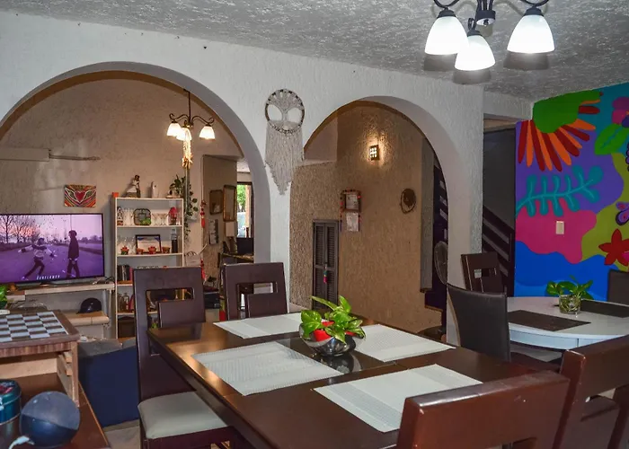 Naranjo Hostel