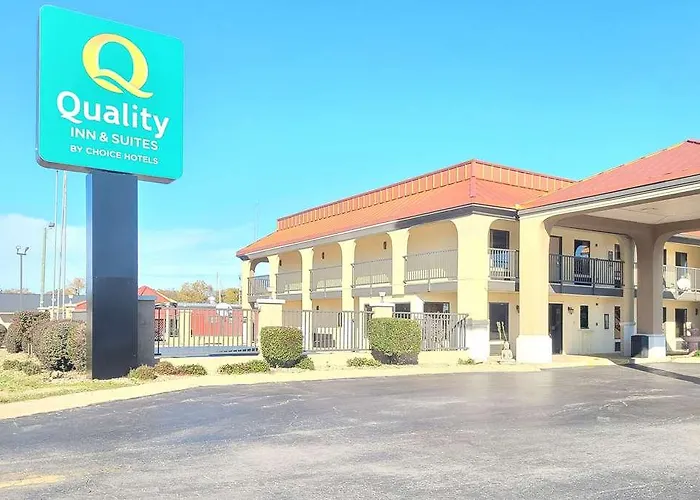 Quality Inn & Suites Dumas