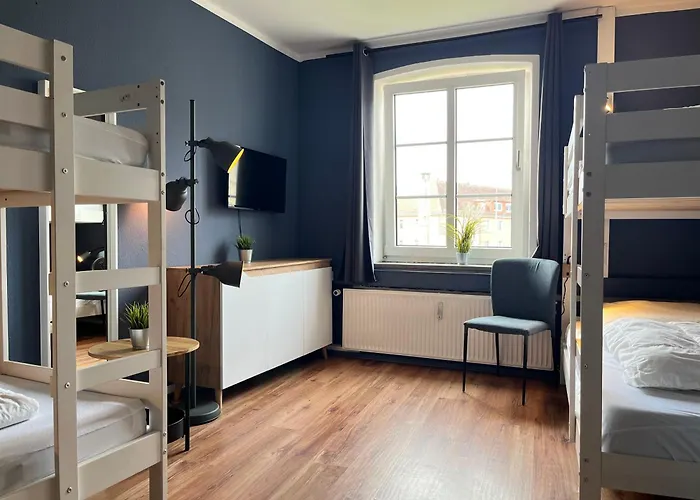 Blue Doors Hostel KTV