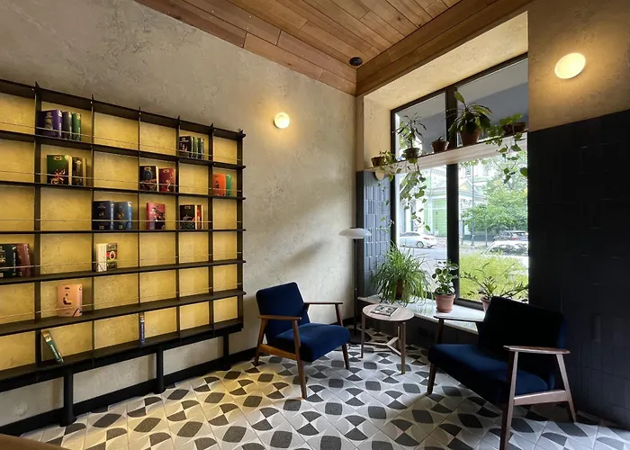Hotel 52