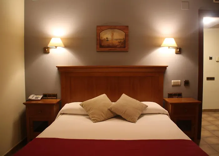 Hotel & Spa Pena Montanesa