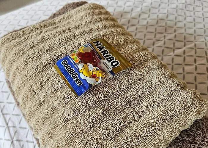 Hotel Dorfkrug Büsum - günstige Altbauzimmer Am Oland