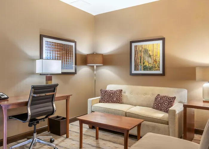 Best Western Premier Boulder Falls Inn