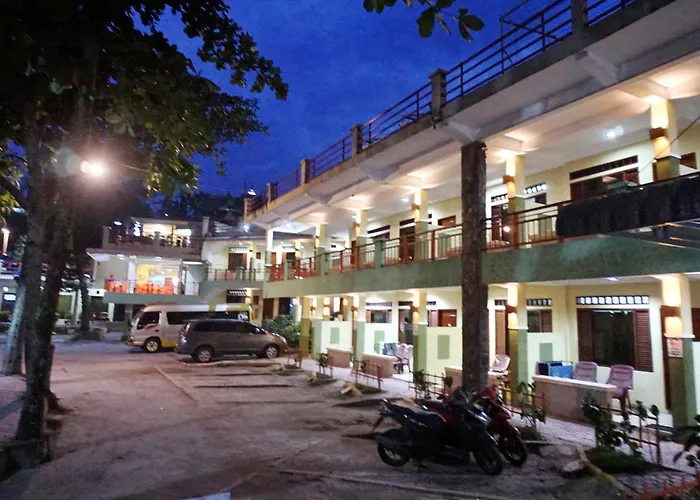 Pandu Lakeside Hotel Parapat