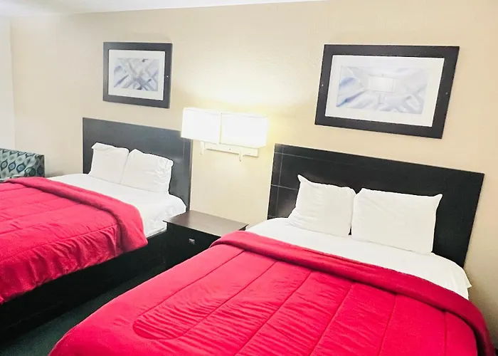 Pinckneyville Inn And Suites
