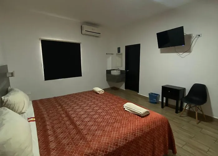 Hotel Sevilla Paraiso
