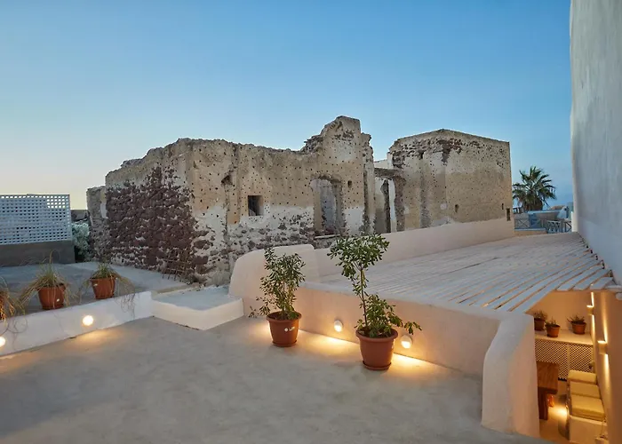 Hostel 16 Oia