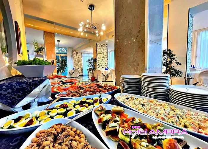 Hotel Ambra - Fronte Mare - Vicinissimi Al Centro