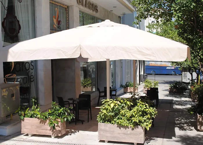 Glaros Hotel