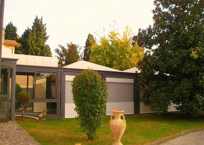 Park Hotel Villa Leon D'Oro