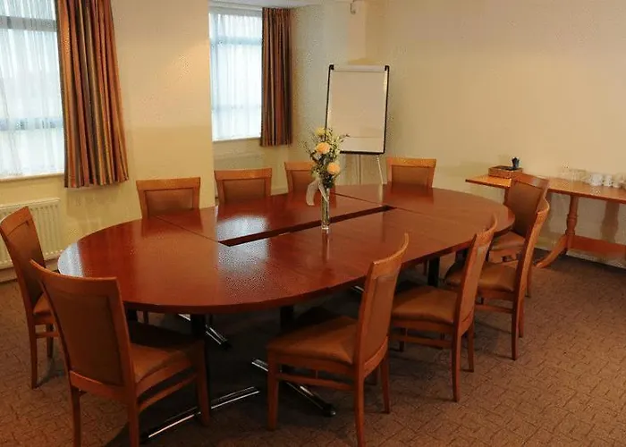 Sefton Express Hotel