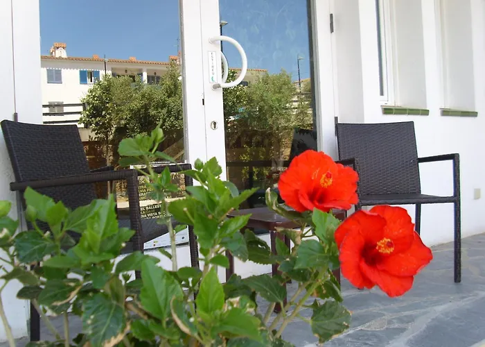 Hotel Nou Estrelles