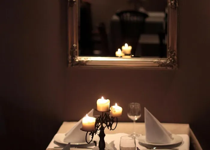 A' Propos Hotel, Restauracja, Club