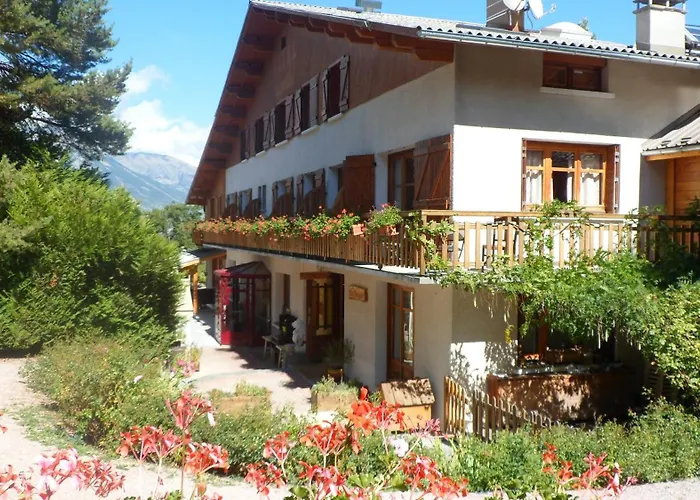 Logis Hotel Les Peupliers