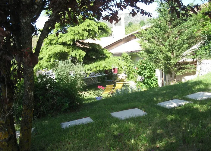 Logis Hotel Le Vieil Amandier