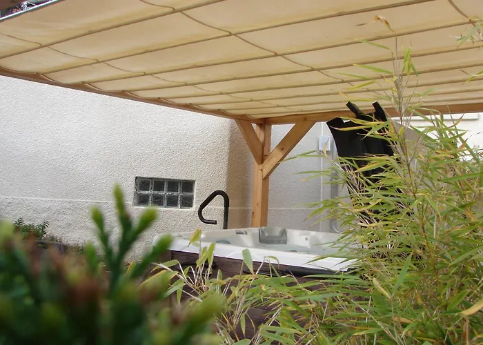 Hotel Restaurant Spa "Le Relais Des Moines - Logis Hotels Restaurants"