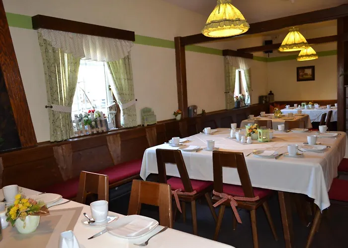 Hotel & Restaurant Zur Linde