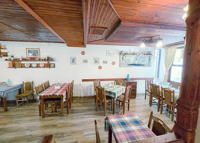 Family Hotel "Slavianska Dusha" - Free Parking