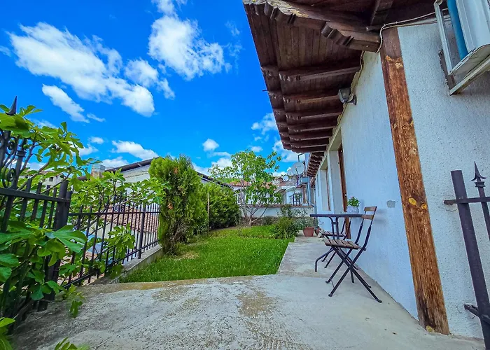 Family Hotel "Slavianska Dusha" - Free Parking