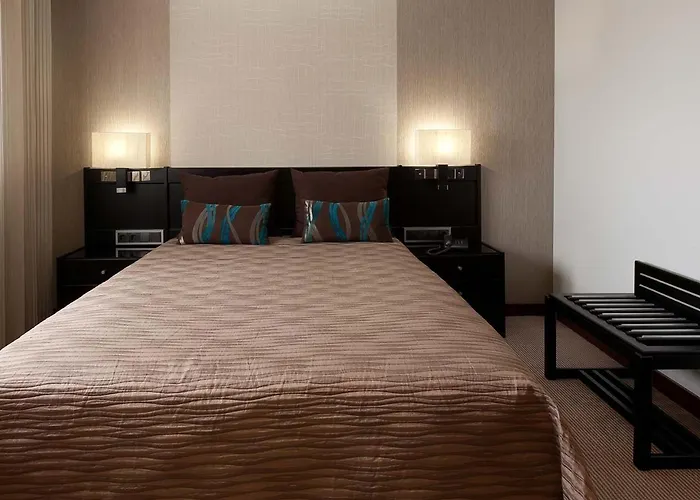 Cardal Hotel