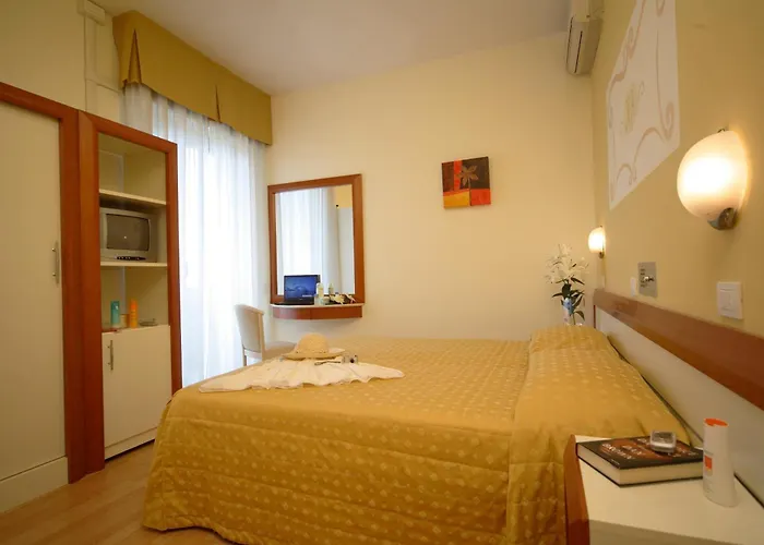 Hotel Aristeo Rimini Fronte Mare
