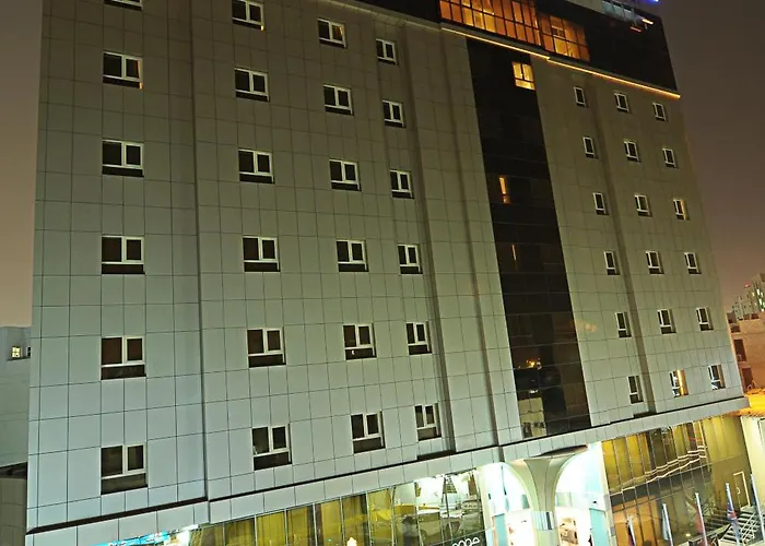 Corp Executive Hotel Doha Suites