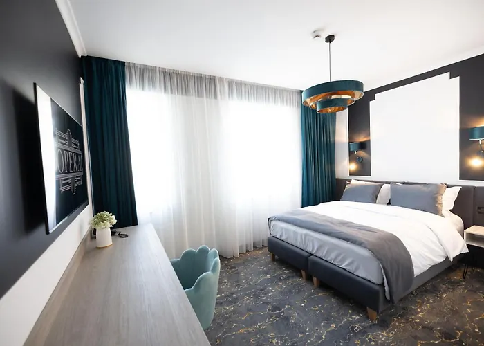 Opera Hotel