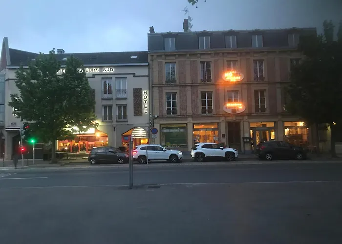 Hotel Couleurs Sud 46 Chambres Avec Ascenseur Et Bar-Restaurant Centre Ville-Gare Charleville-Mezieres