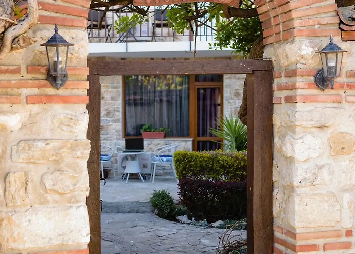 Kirios Hotel