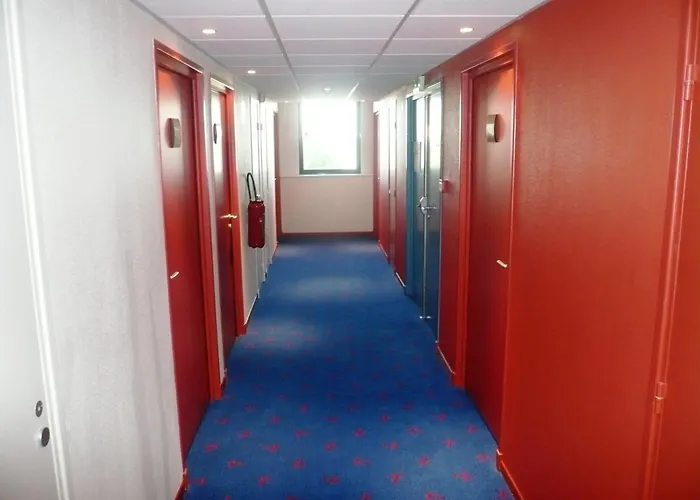 Hôtel Les Gens De Mer Dunkerque by Popinns