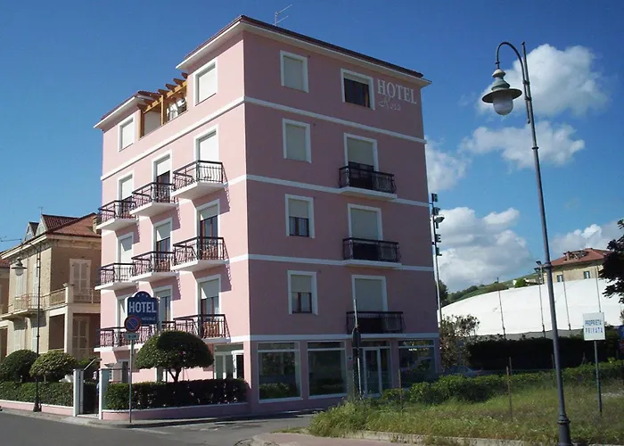Hotel Rosa Meuble