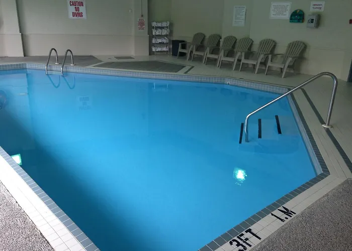 Travelodge By Wyndham Ottawa East