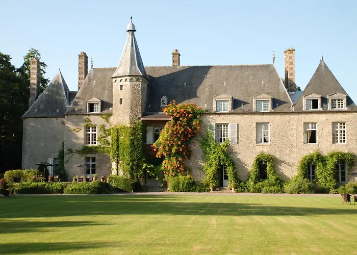 Chateau De Saint Paterne