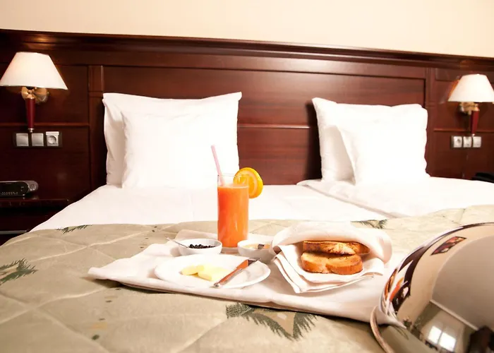 Hotel Rapsodia City Center