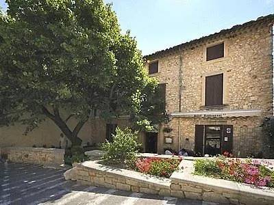 Logis Hotel Restaurant Les Geraniums