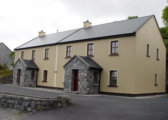 Clare'S Rock Self-Catering Accommodation