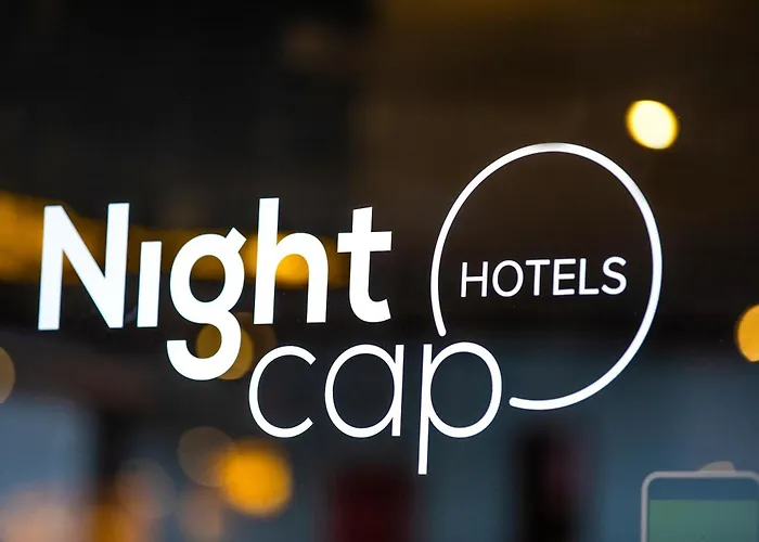 Nightcap At Shoppingtown Hotel