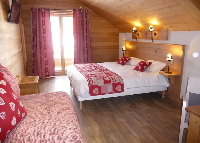 Chalet-Hotel Le Beausoleil, The Originals Relais