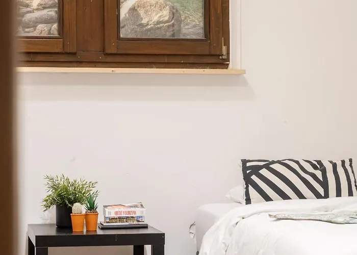 Target Hostel
