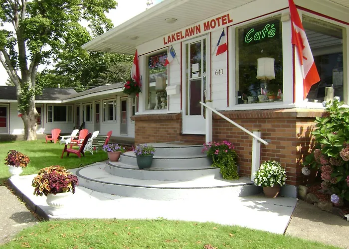 Lakelawn B&B And Motel