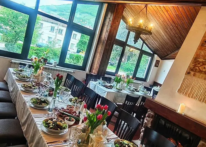 Hotel Kiprovets