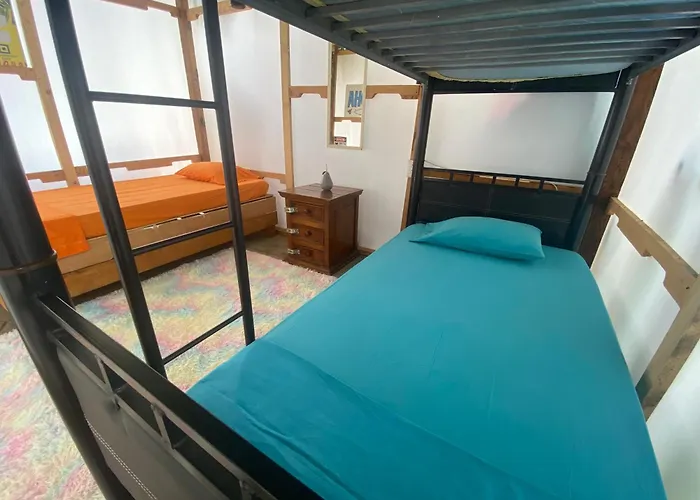 Aloha Surf Hostel