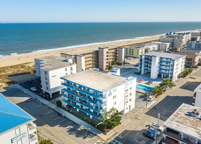 Exquisite Ocean View Condo With Pool