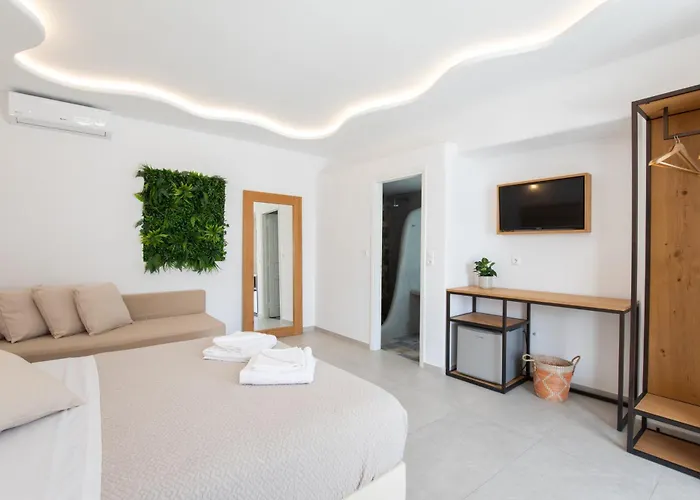 Agia Anna Beachfront Boutique